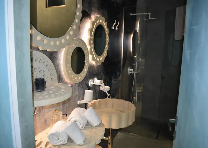 Bianco Mare Delfino * Otranto